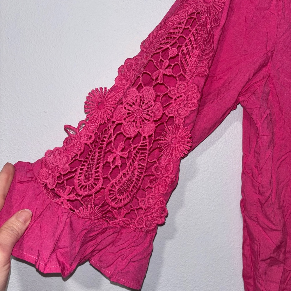 Women's Large Pink Lace Sleeve Top - Picture 3 of 5